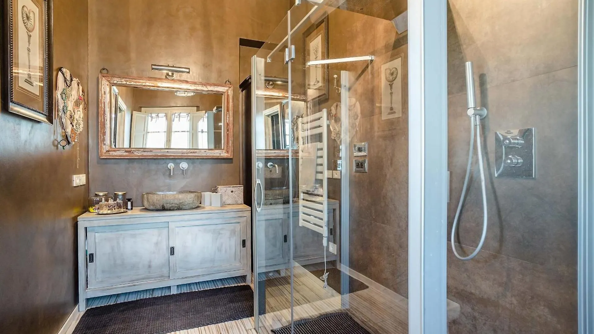 Villa Otto Luxury Tuscan Farmhouse With Pool Orentano Italy