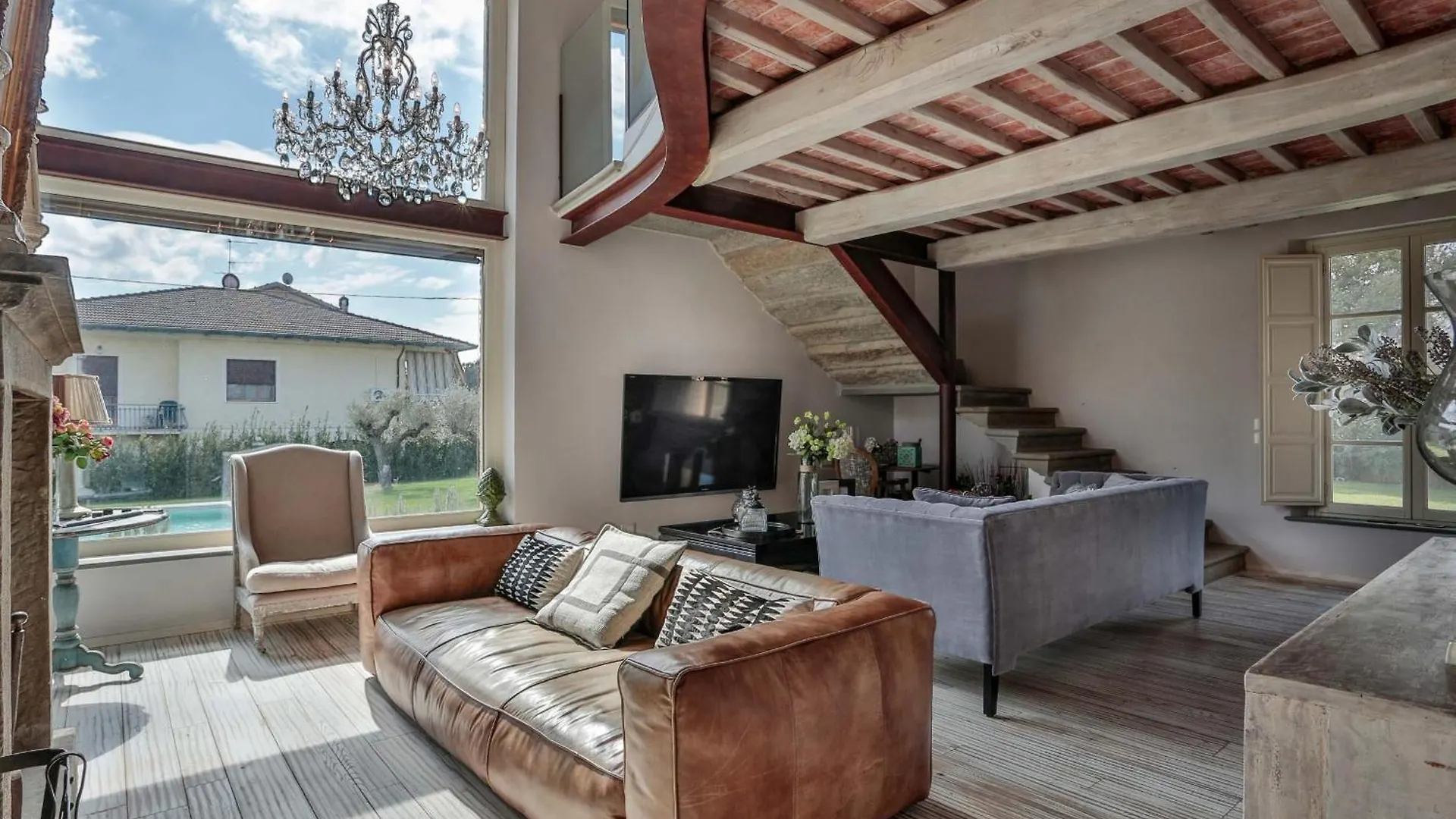 Villa Otto Luxury Tuscan Farmhouse With Pool Orentano Italy